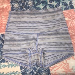 Lululemon bike shorts high waisted